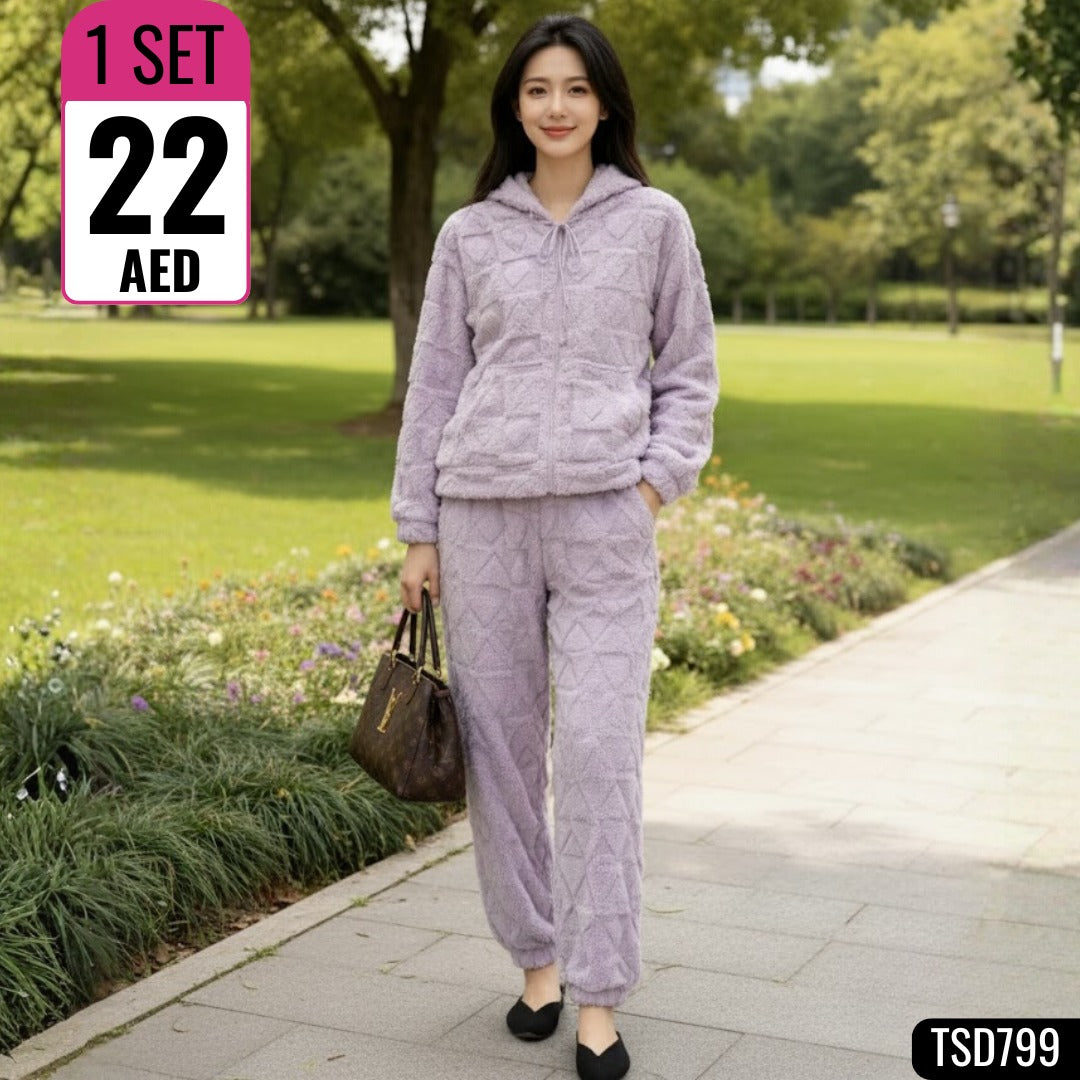 Soft fleece winter tracksuit set.- TSD799